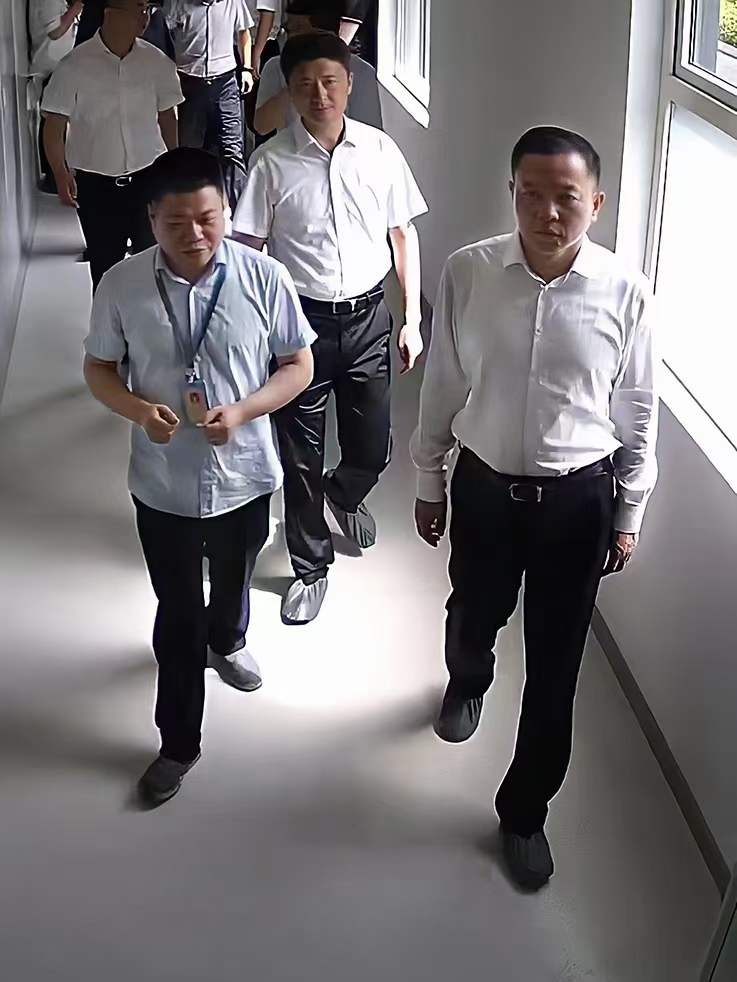 崇川區(qū)委副書記、區(qū)長 楊萬平一行蒞臨捷晶半導(dǎo)體調(diào)研、指導(dǎo)